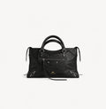 Medium Bag – Model: Black
